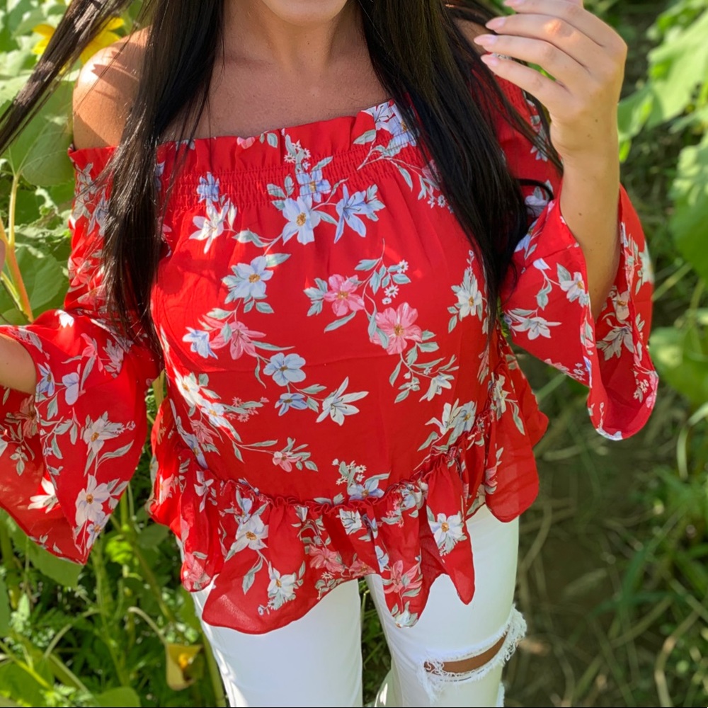 H&M off-the-shoulder Flowy Top- Size 10